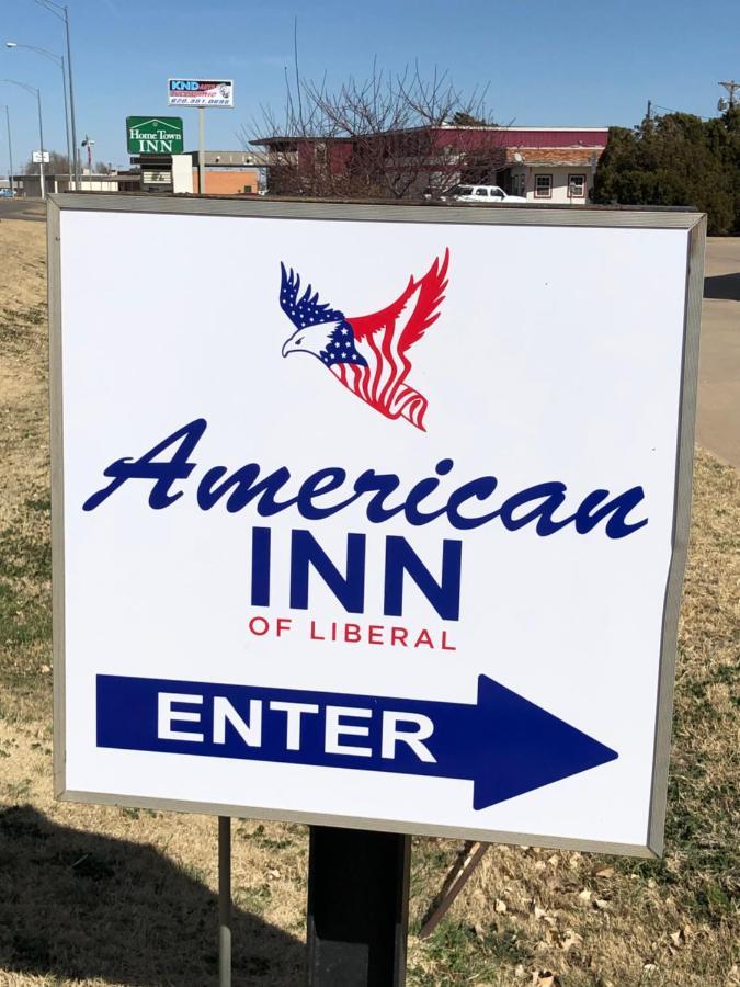 American Inn Of ליברל מראה חיצוני תמונה